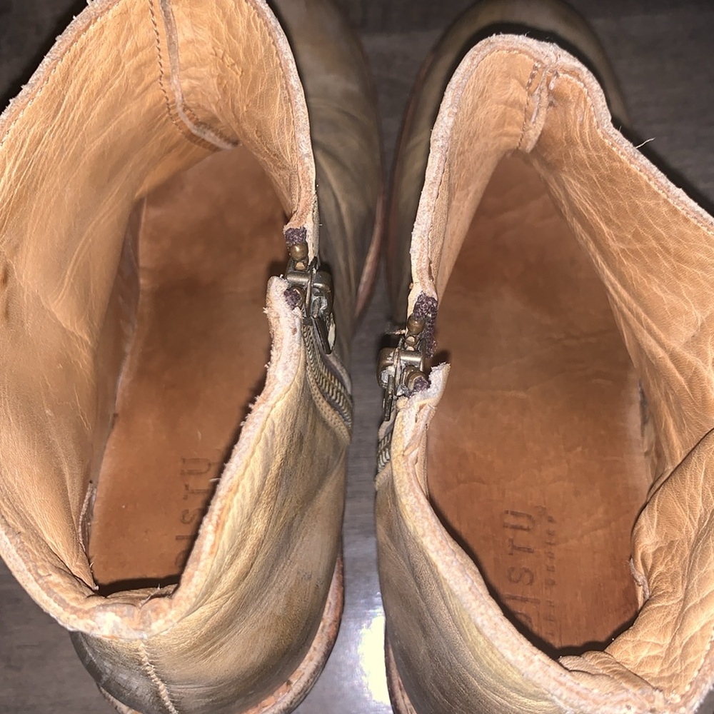 BED STU DISTRESSED LEATHER BOOTIE COBBLER SERIES - Picture 5 of 10